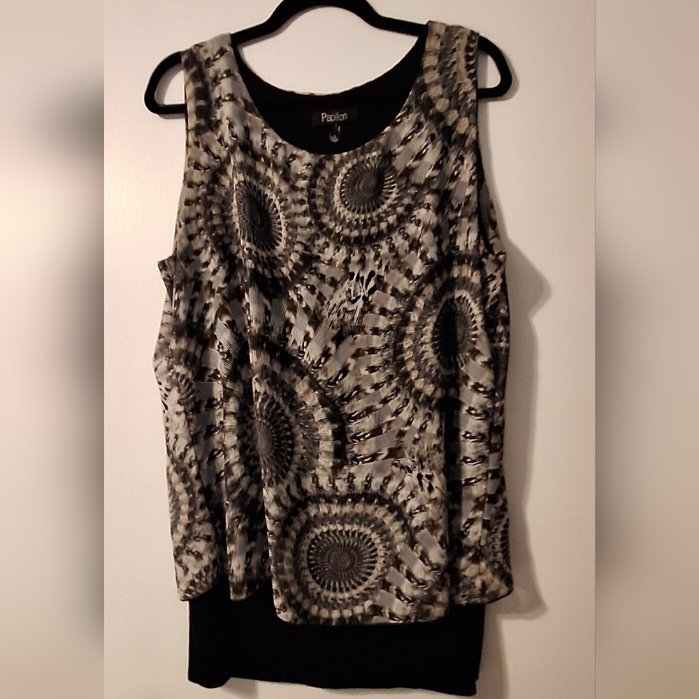 Papillon Blanc Black And Brown-Gray Swirl Patterned Tunic